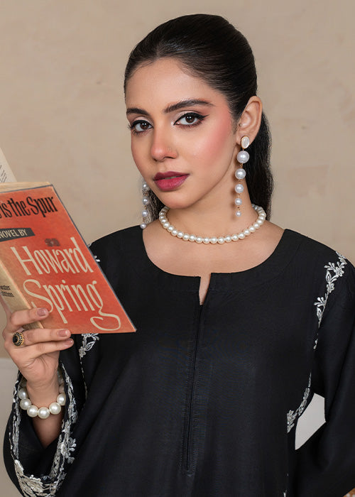 BLACK MARGARITA EMBROIDERED 2PCS